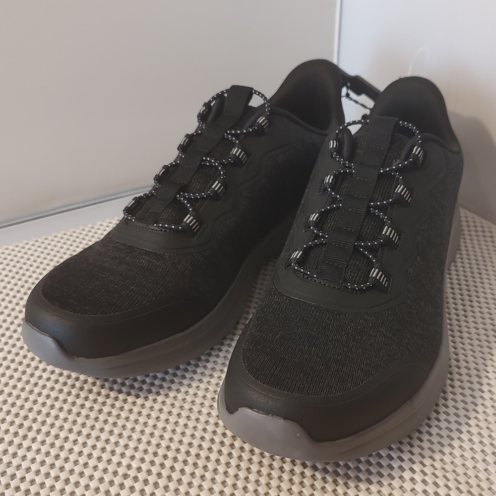 Athletic Works Men's Size 10.5 Rudy Low-Top Sneakers Black